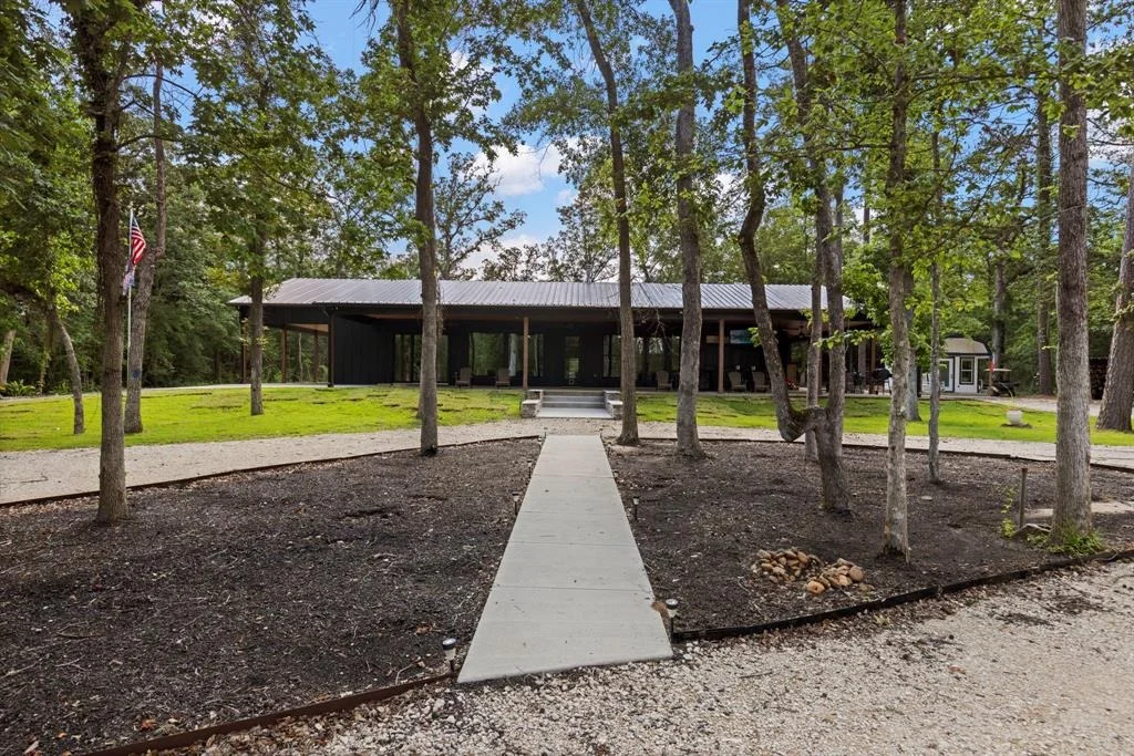 Photo of 17131 Carrol Lane