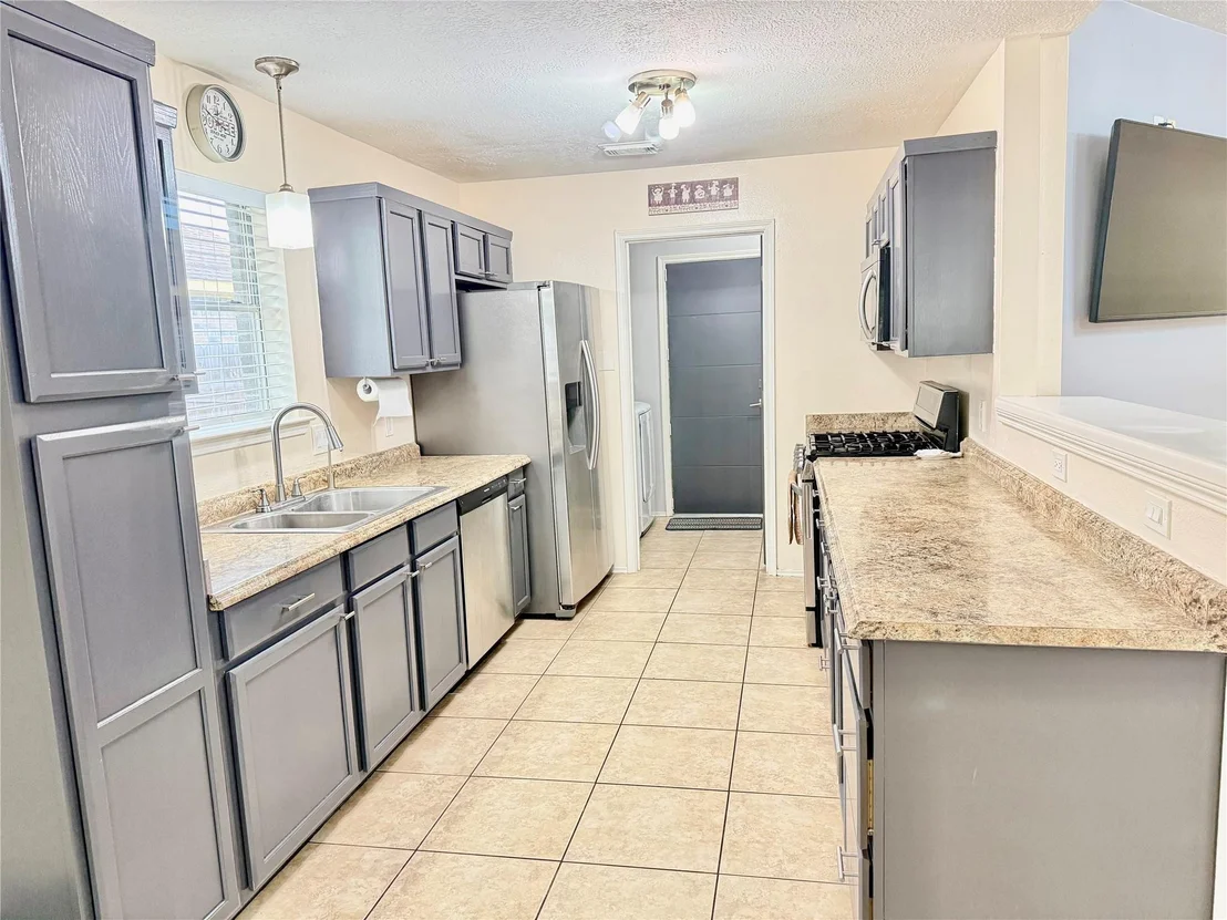 Photo of 3719 Nutwood Lane