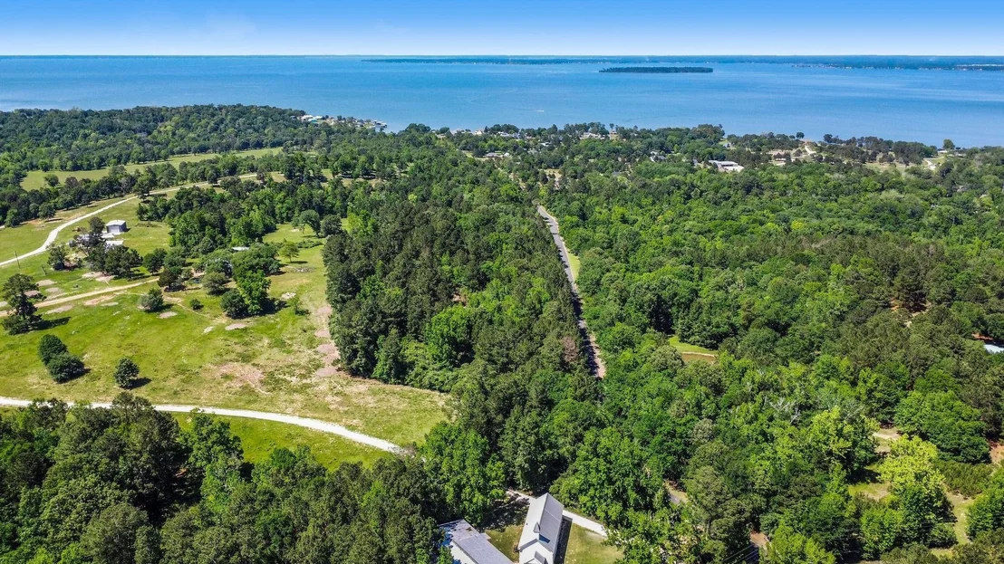 Photo of 55 Paradise Drive