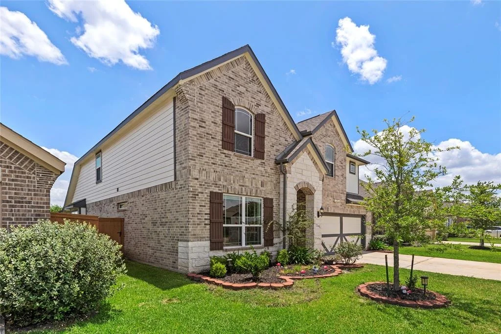 Photo of 15434 Kirkdell Bend Drive