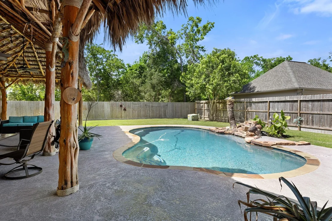 Photo of 402 Windsor Drive