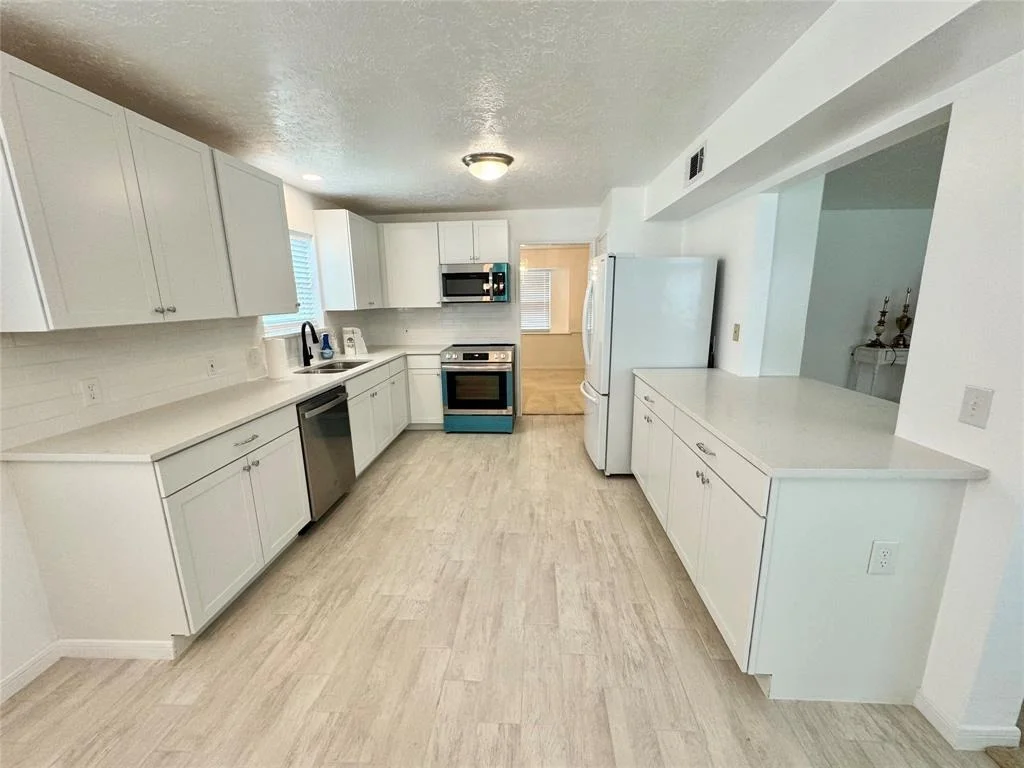 Photo of 28811 Enchanted Drive