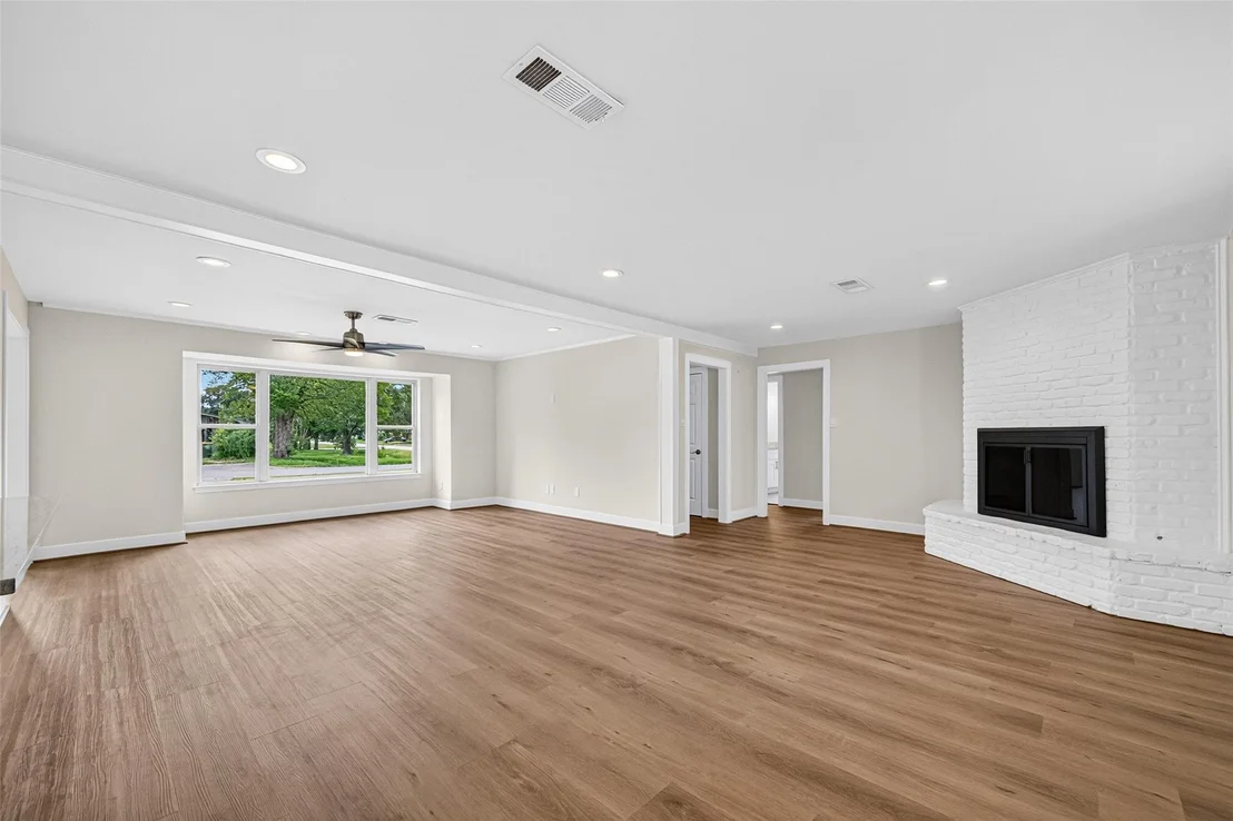 Photo of 401 Shirleen Drive