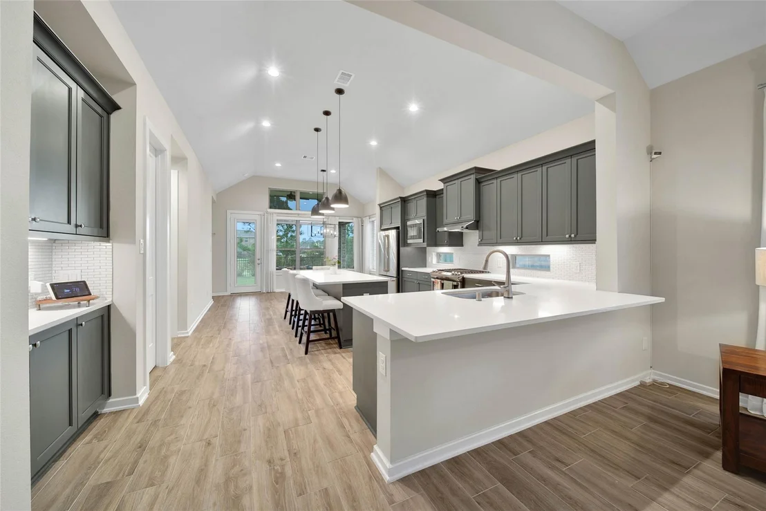 Photo of 10235 Bayou Oaks Drive