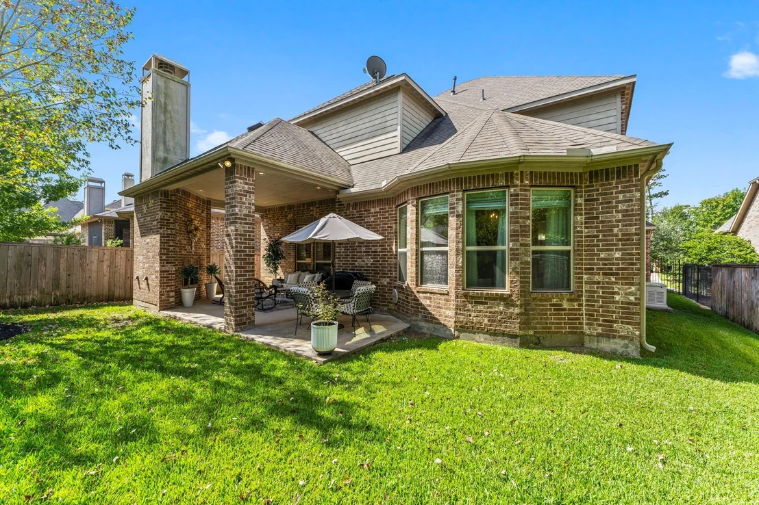 Photo of 72 Twin Ponds Place
