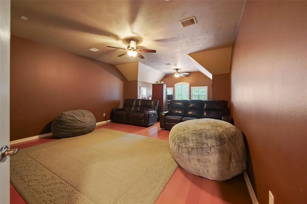 Photo of 126 E Mirror Ridge Circle