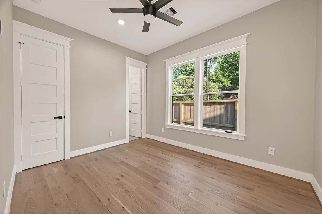 Photo of 301 Vincent Street