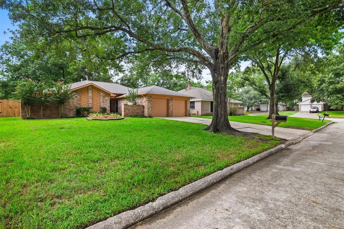 Photo of 25907 Long Hill Lane