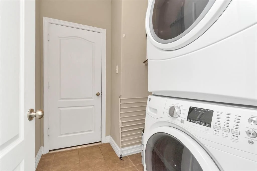 Photo of 2222 Brown Oak Drive