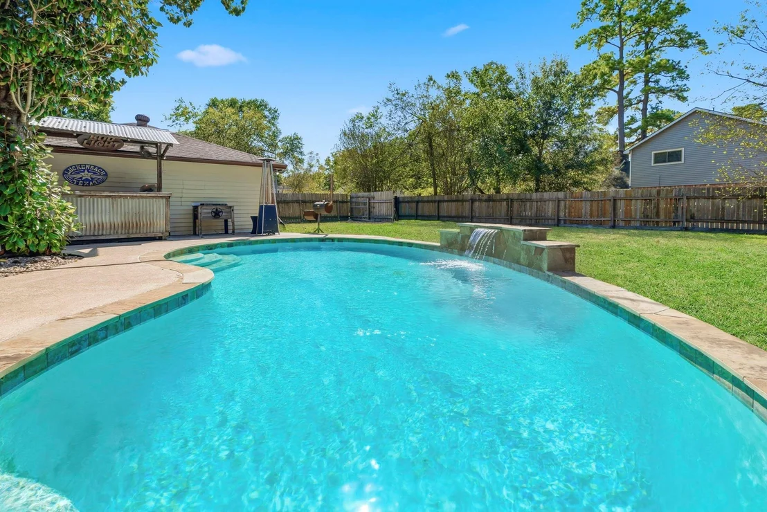 Photo of 17603 Loring Lane