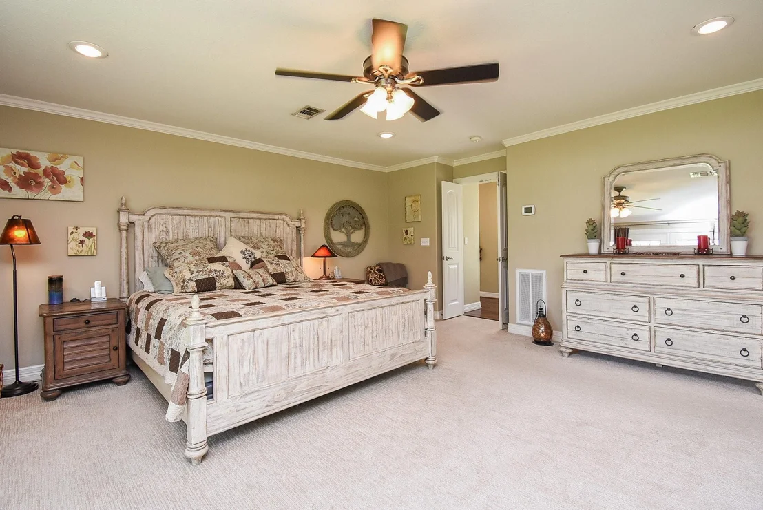 Photo of 2101 Meadow Lane