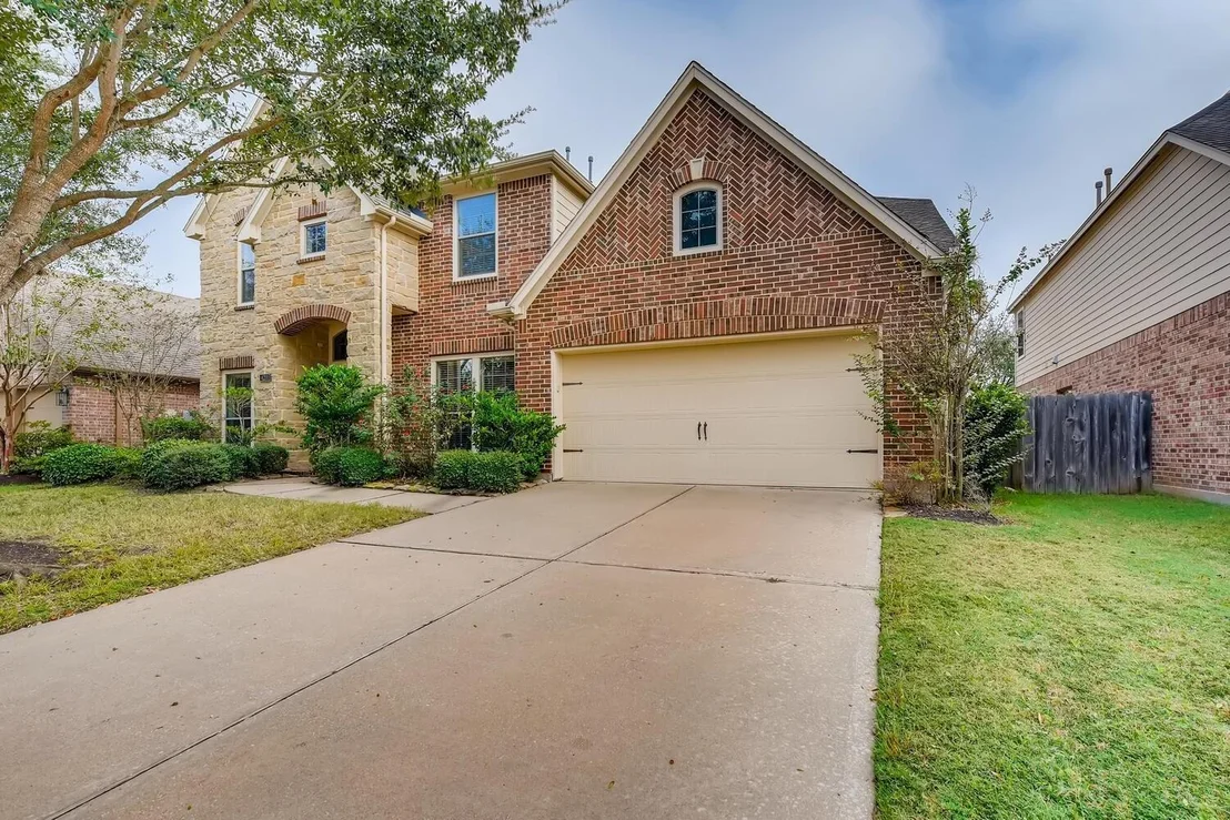 Photo of 4211 Middleoak Grove Lane