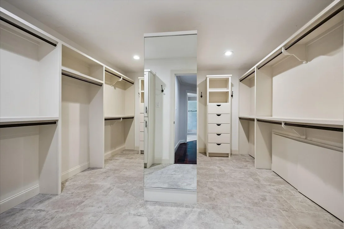 Photo of 6 Gessner Road