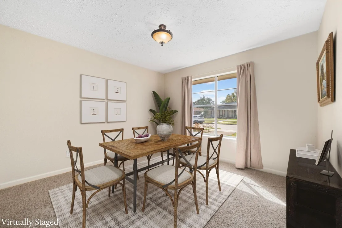Photo of 119 Ravenhead Drive