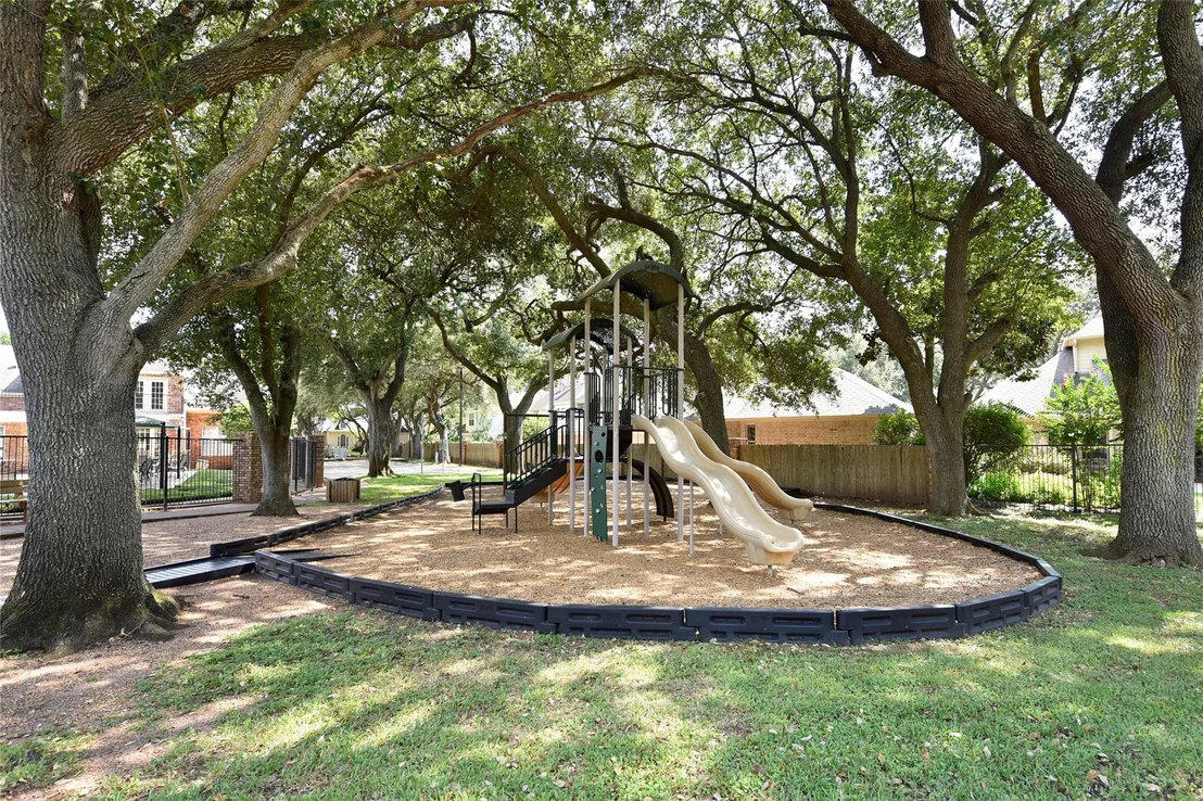 Photo of 3315 Meadowside Drive