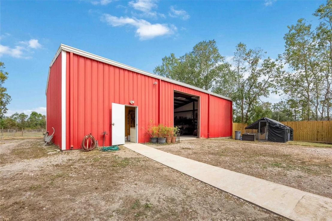 Photo of 1290 County Road 145