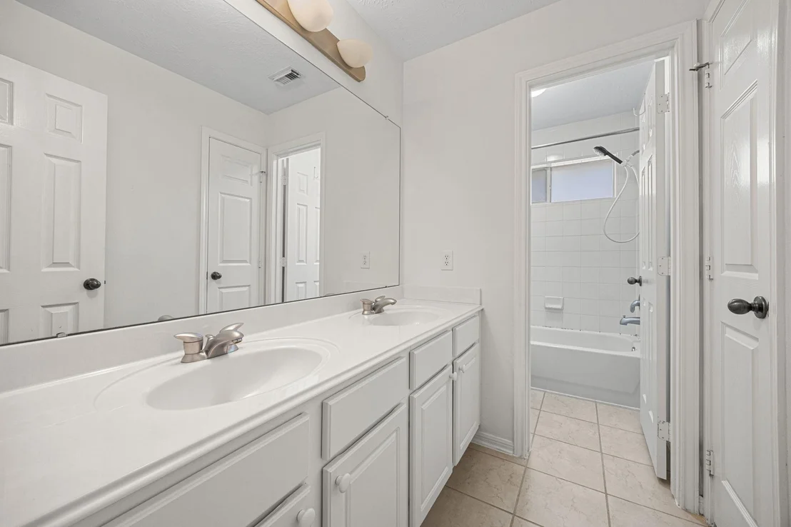 Photo of 2610 Sunstone Lane