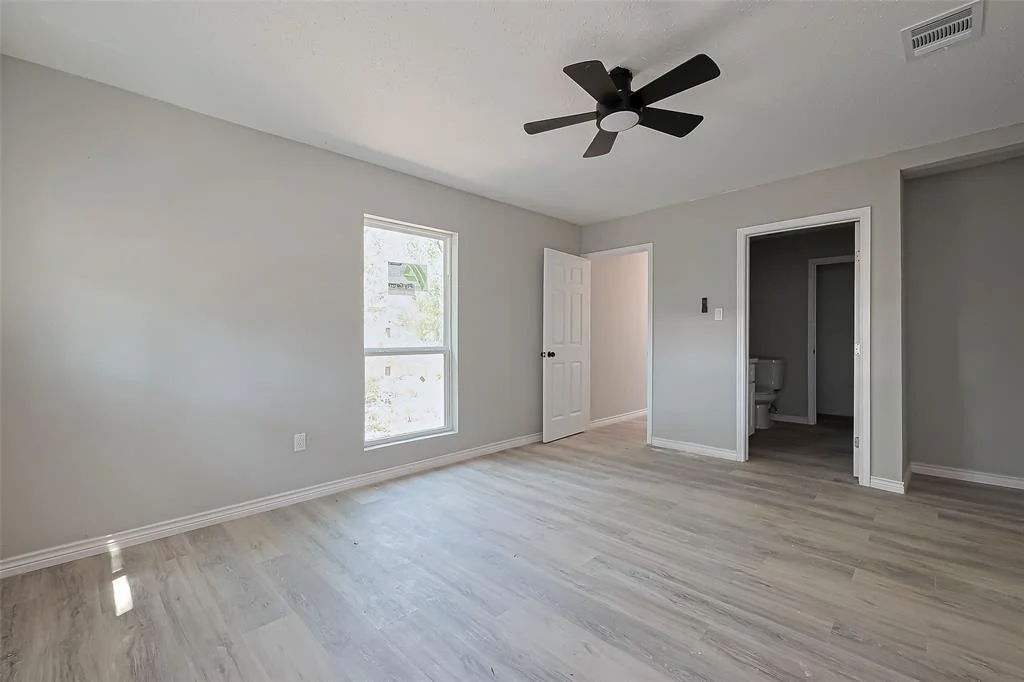 Photo of 23480 Mayer Road