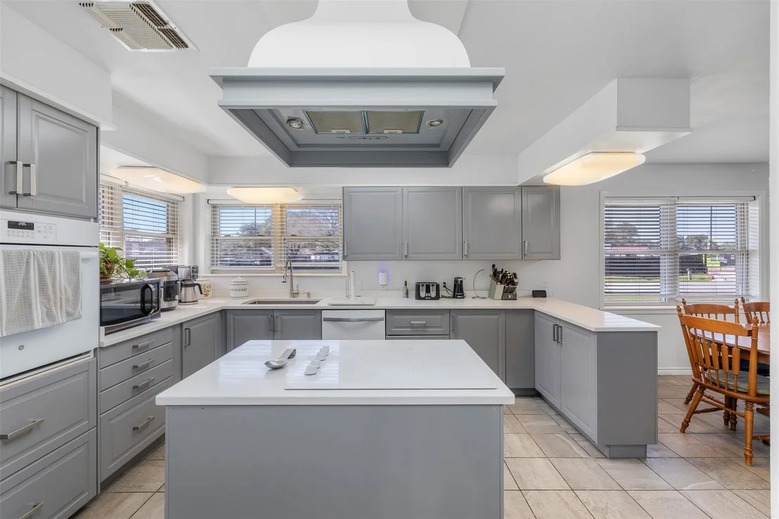 Photo of 727 Partridge Lane