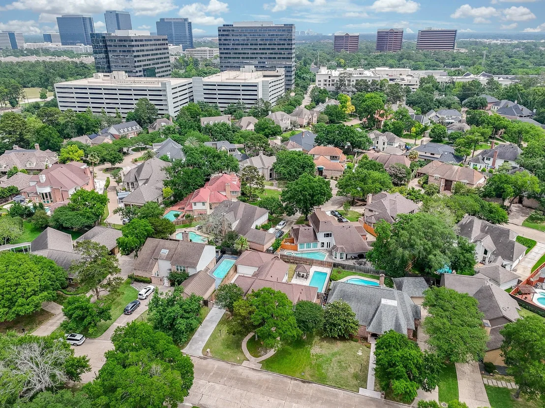 Photo of 723 Plainwood Drive