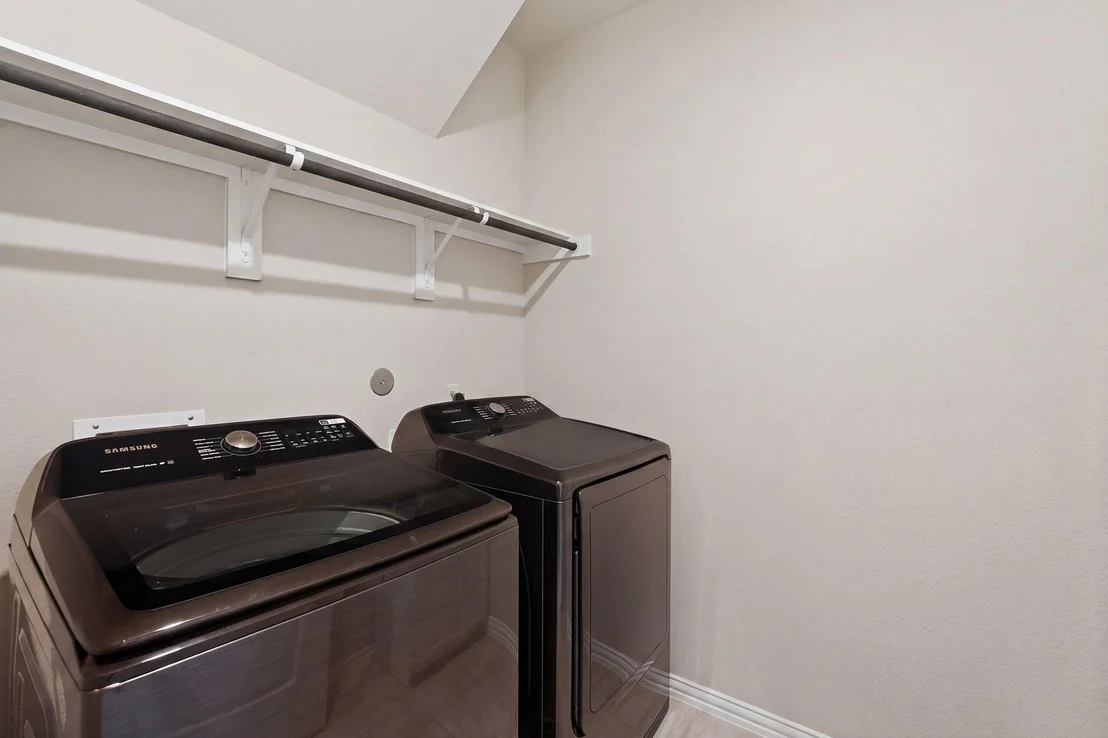 Photo of 14077 Sharktooth Hill Lane