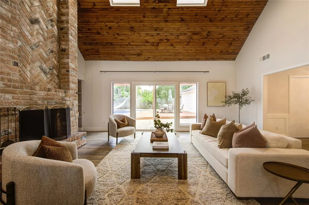 Photo of 11611 Highgrove Drive