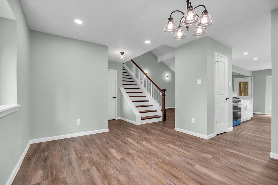Photo of 24614 Moorgate Lane