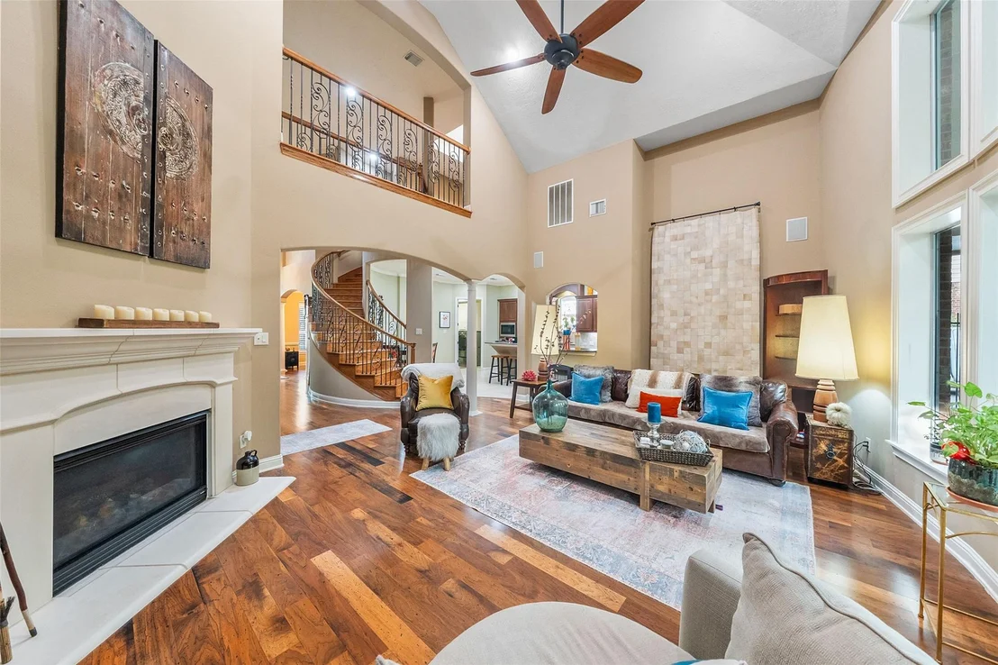 Photo of 103 Player Oaks Place