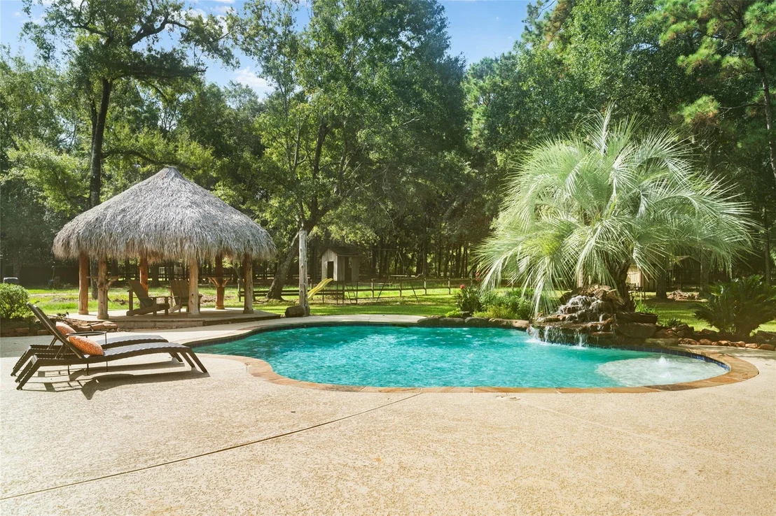 Photo of 910 Commons Vista Drive
