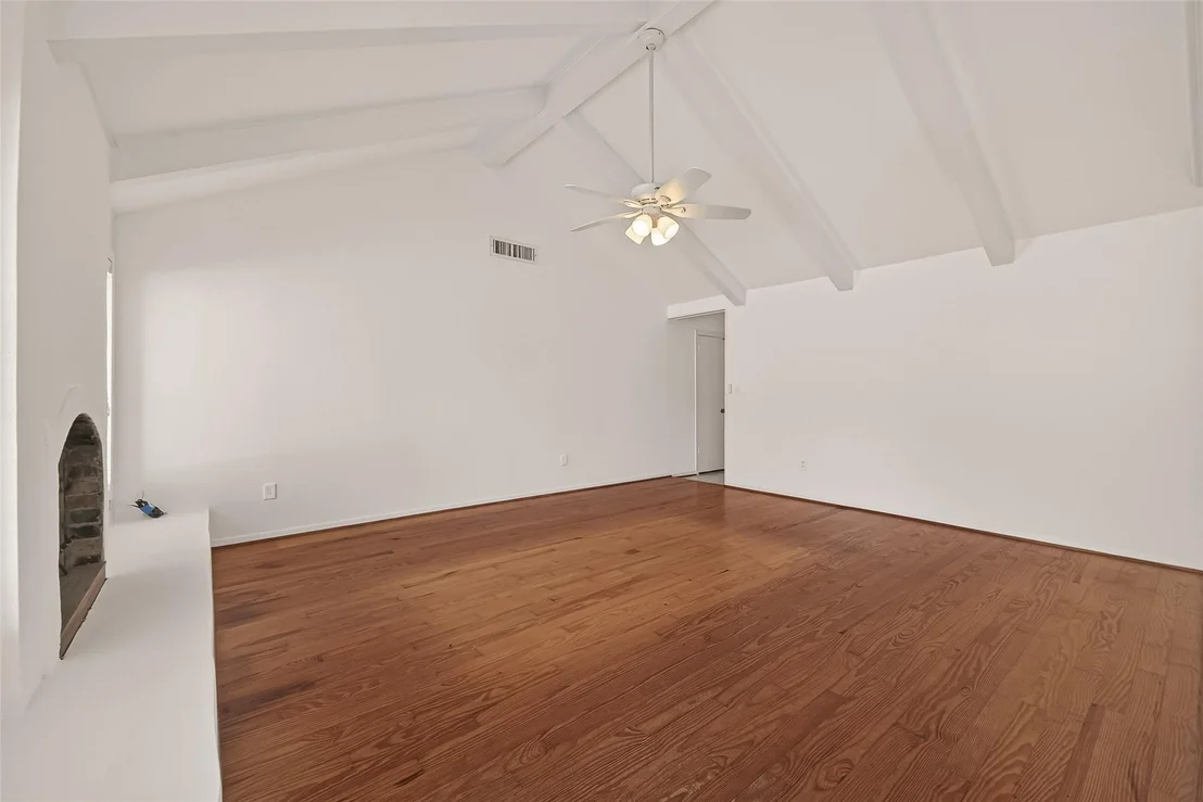 Photo of 6030 Benning Drive