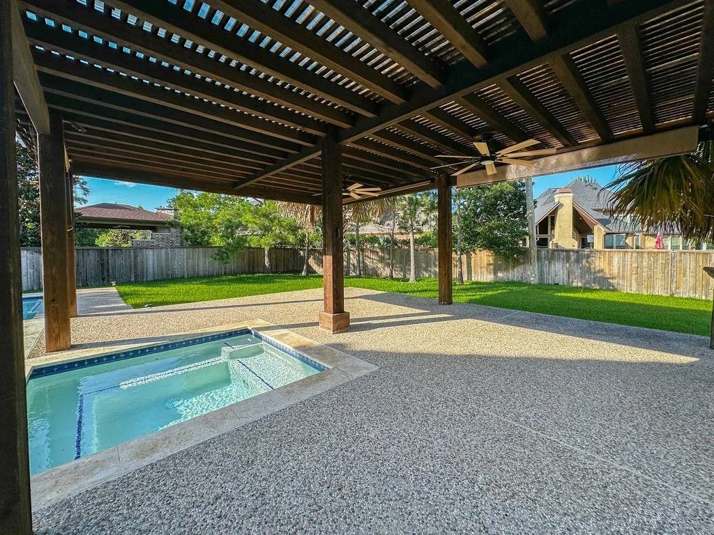 Photo of 14 Spincaster Dr