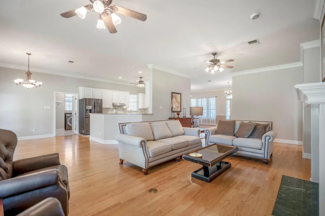 Photo of 603 W Third Street