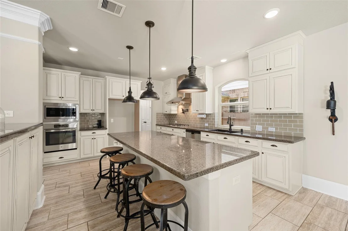 Photo of 13811 Lake Conner Lane