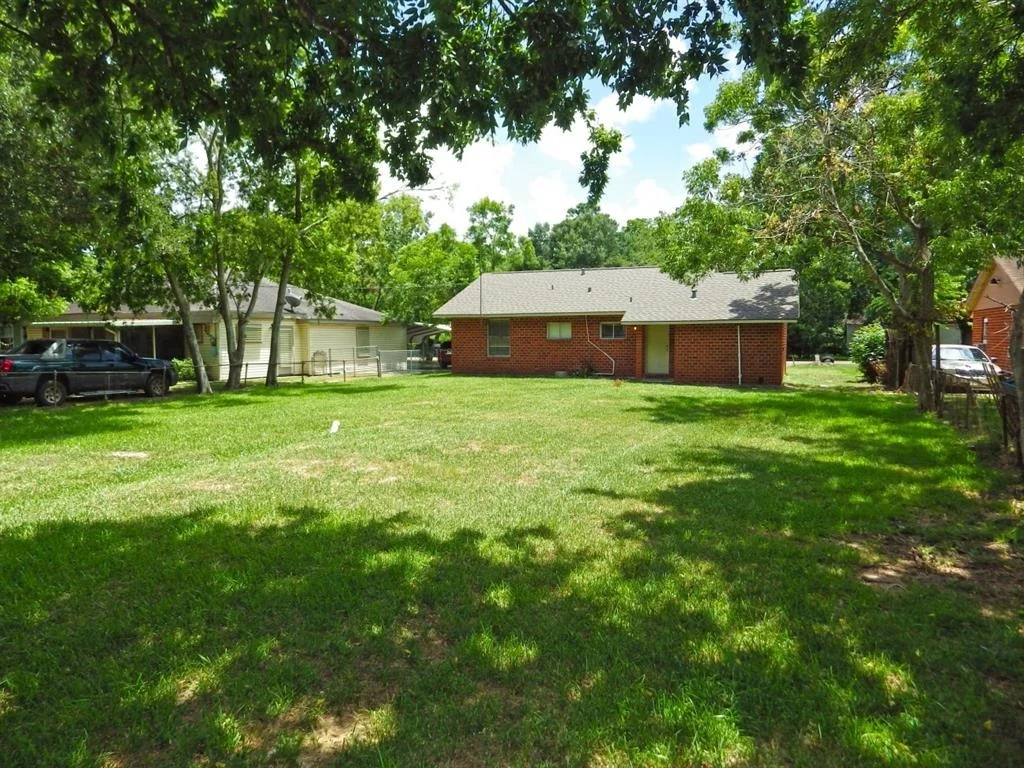 Photo of 618 Honeysuckle Drive