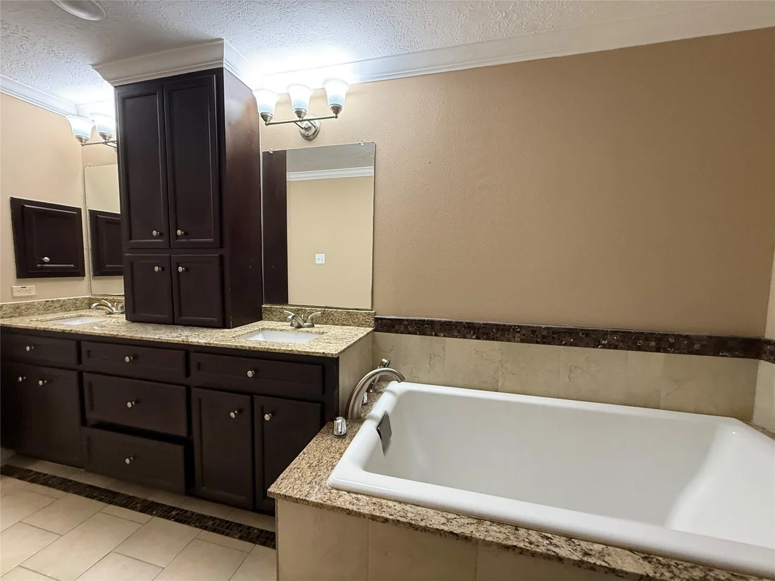 Photo of 17326 Masonridge Drive