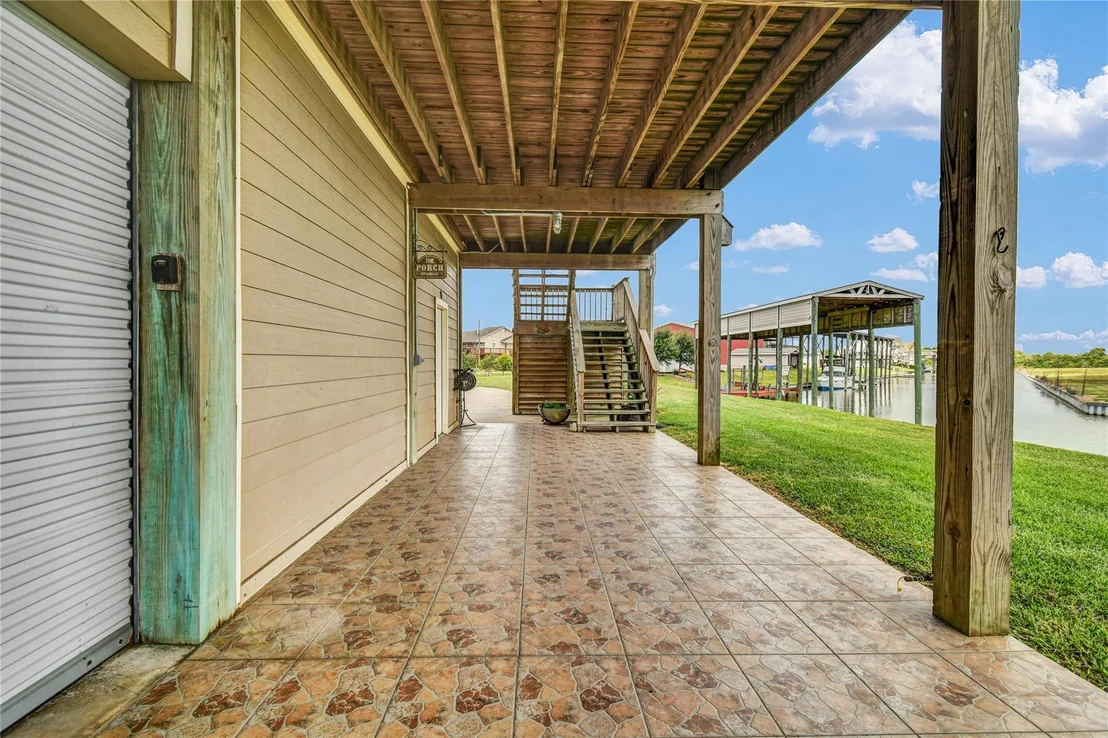Photo of 220 Kings Drive