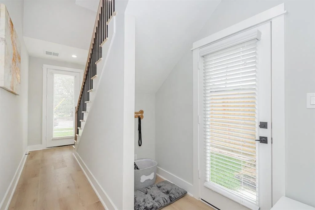 Photo of 5719 Elysian Street