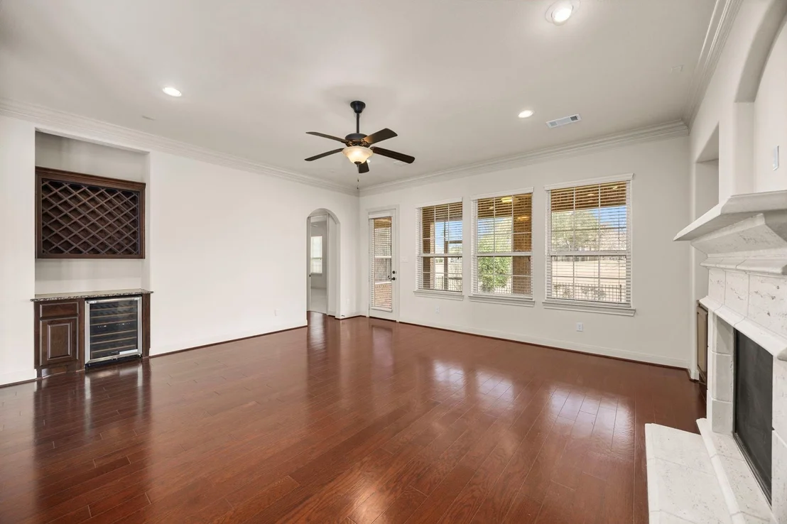Photo of 4926 Westchester Drive