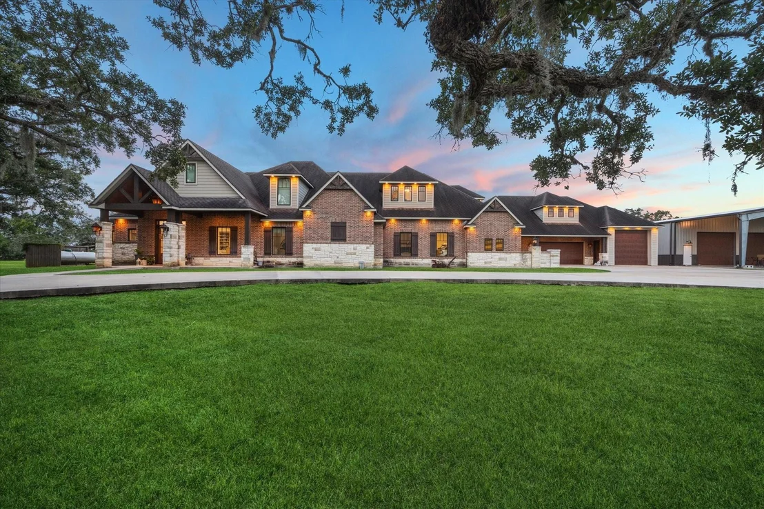 Photo of 1255 Bronco Trail