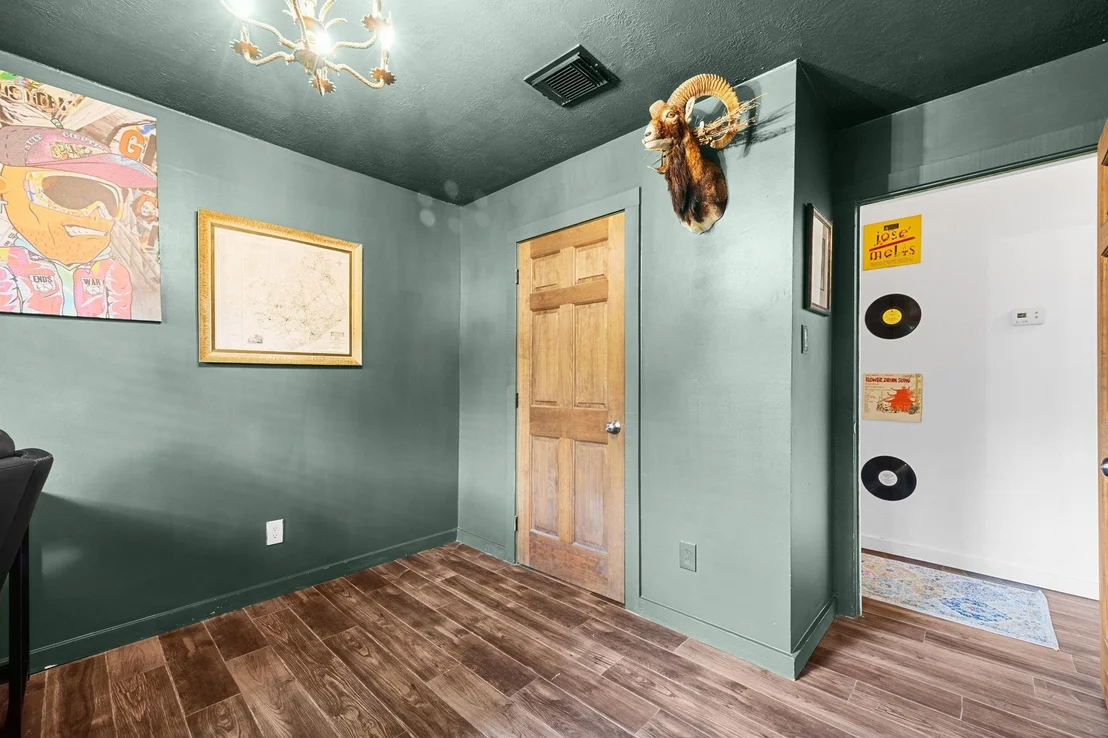 Photo of 2713 Crane Drive