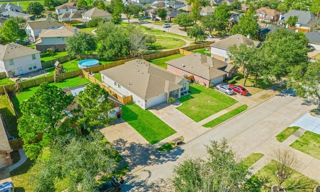 Photo of 6919 Sterling Hollow Drive