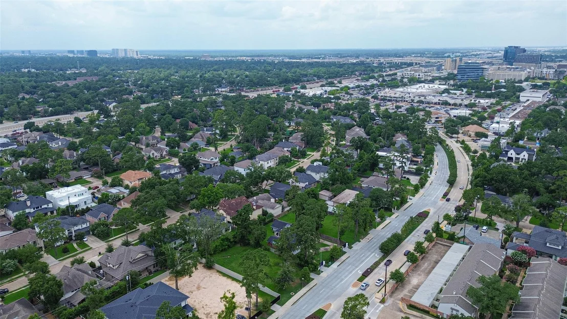 Photo of 12715 Memorial Drive
