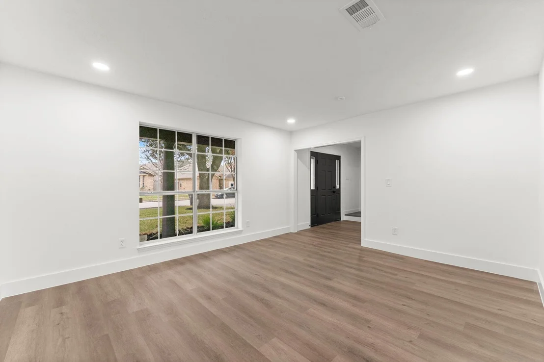 Photo of 13706 Sablesprings Lane