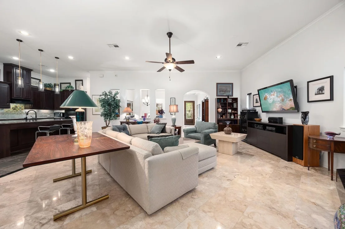 Photo of 195 Oarwood Place