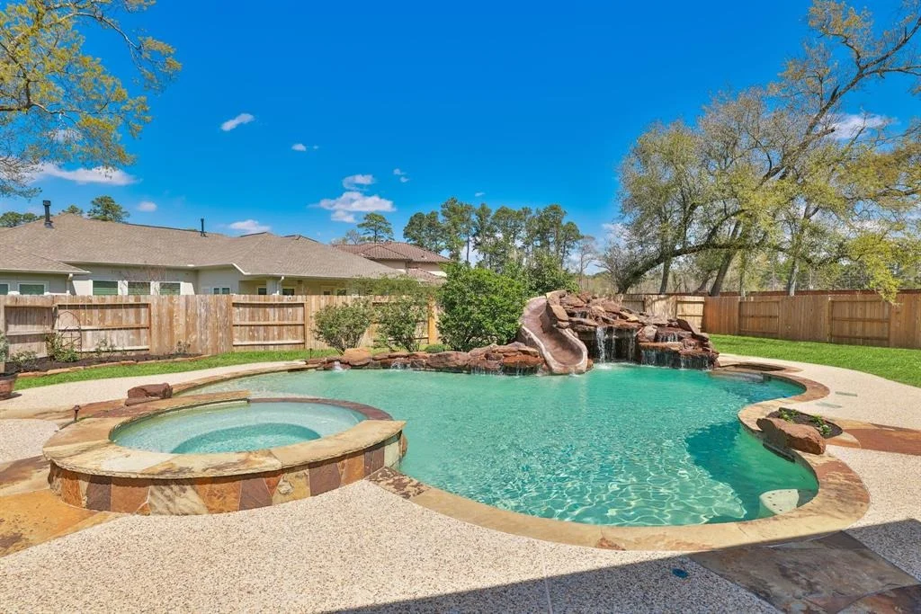Photo of 5906 Stratton Woods Drive