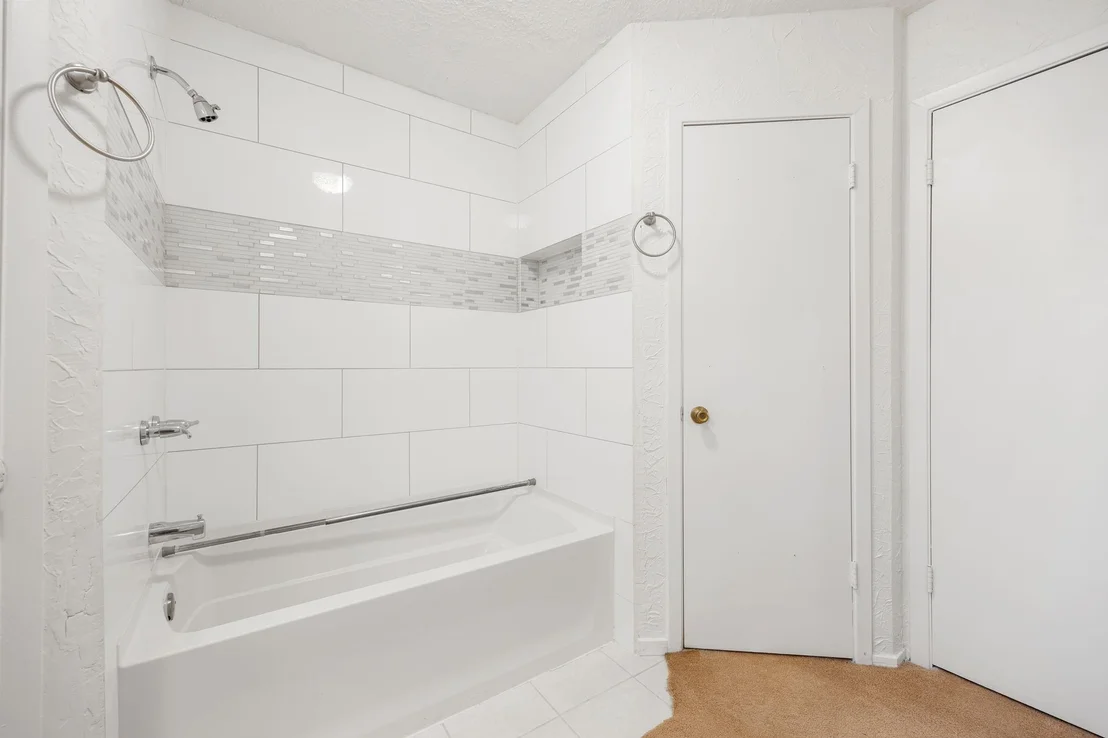 Photo of 1346 Castle Glen Drive