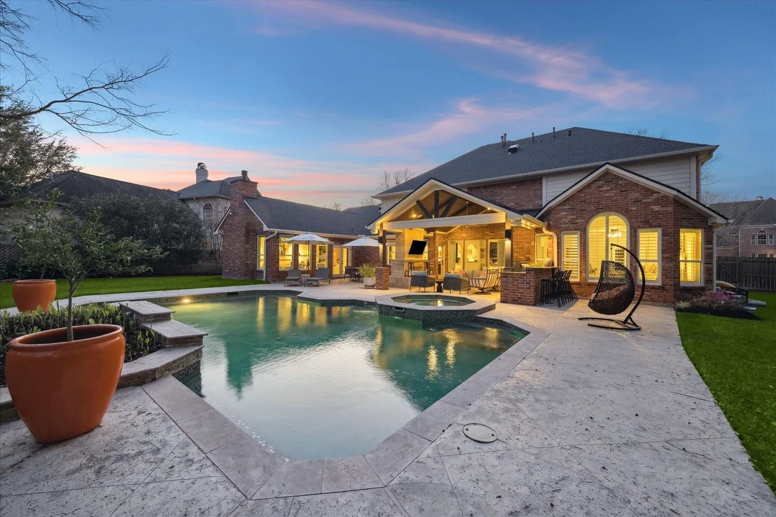 Photo of 2811 Autumn Lake Drive