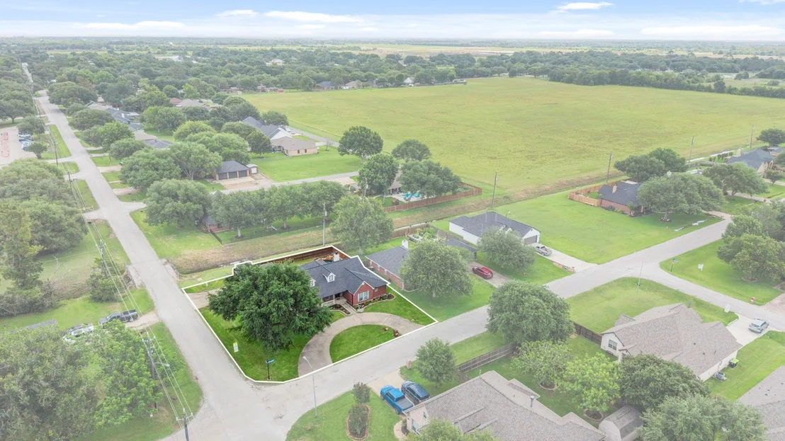 Photo of 9403 Highland Pointe Drive