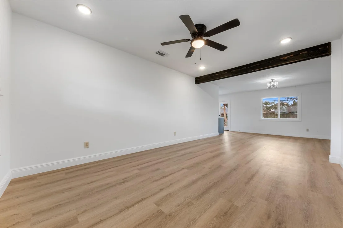 Photo of 5734 Farwell Drive