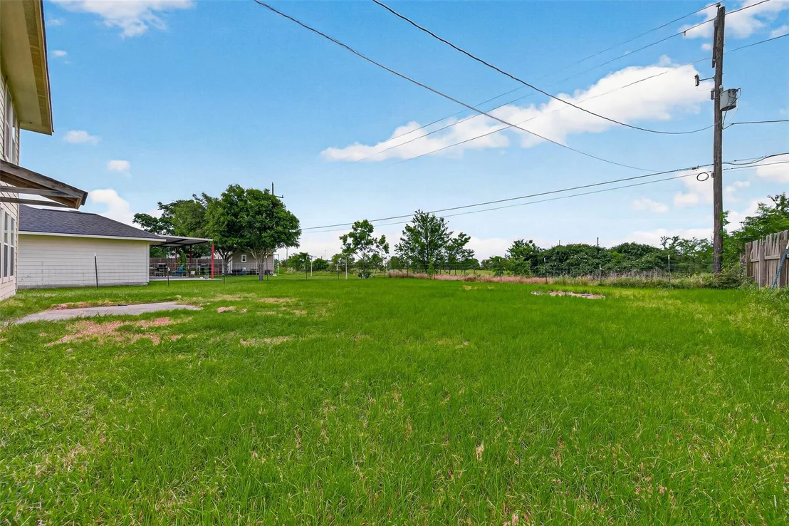 Photo of 707 Mockingbird Street